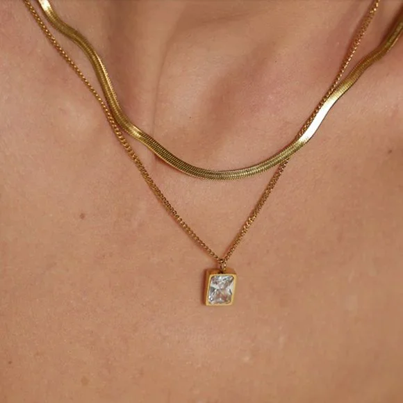 NEW Stainless Steel Cubic Zirconia Pendant Necklace - Picture 5 of 6